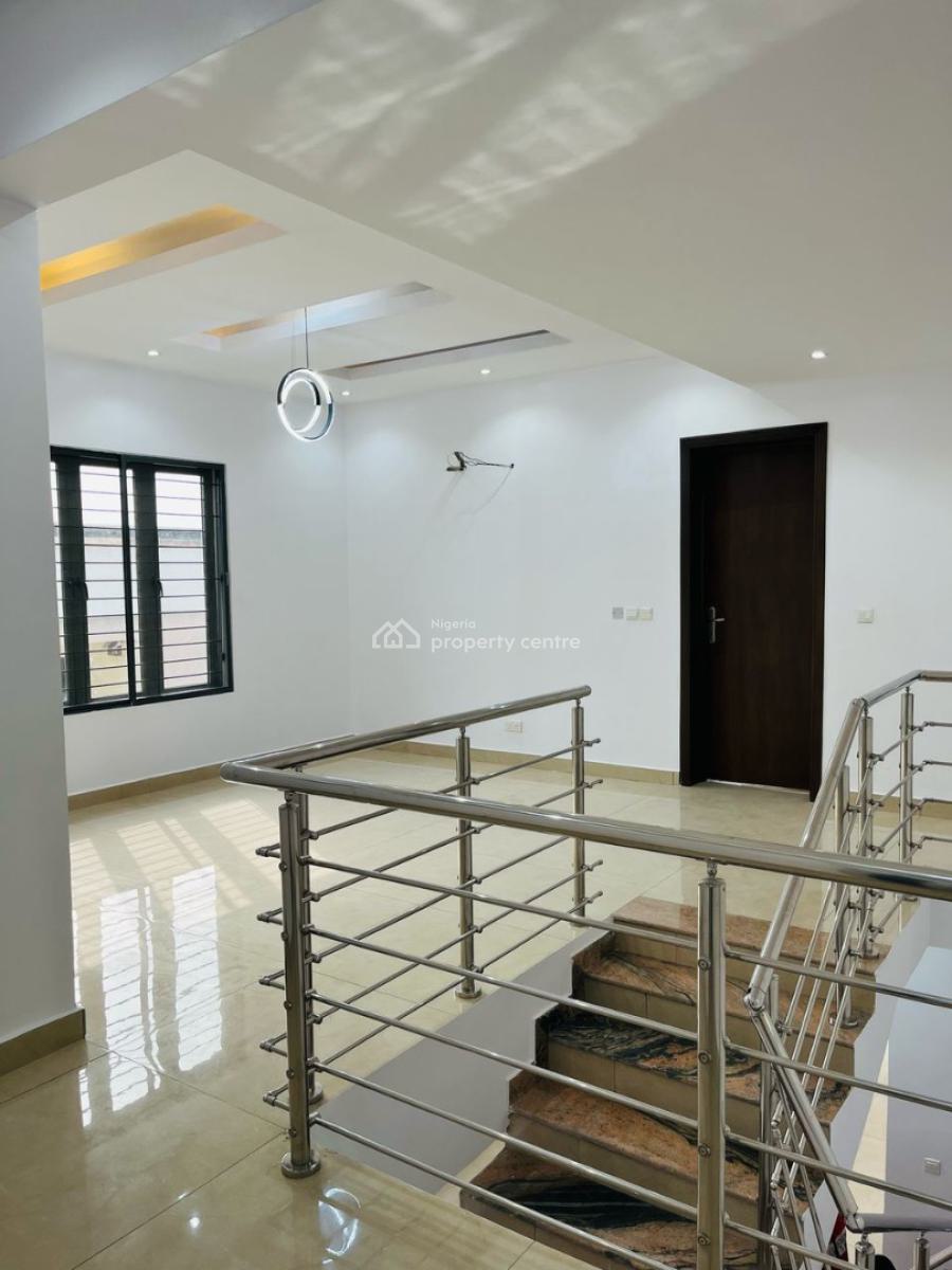 5 (five)bedroom Fully Detached House with One Room Bq on 400sqm, Gra, Ogudu, Lagos, Detached Duplex for Sale