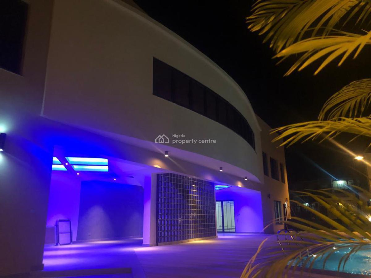 Serviced Mini Estate of 26 Houses, on 7300sqm,pool,cctv, Gym,cofo, in a Serene and Gated Community, Tarred Road, Garki, Abuja, Flat / Apartment for Sale