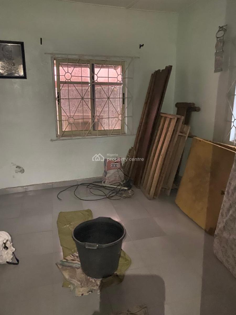 Mini Flat at Olowora Back of School with Separate Prepaid Meter, Olowora, Gra Phase 1, Magodo, Lagos, Mini Flat (room and Parlour) for Rent