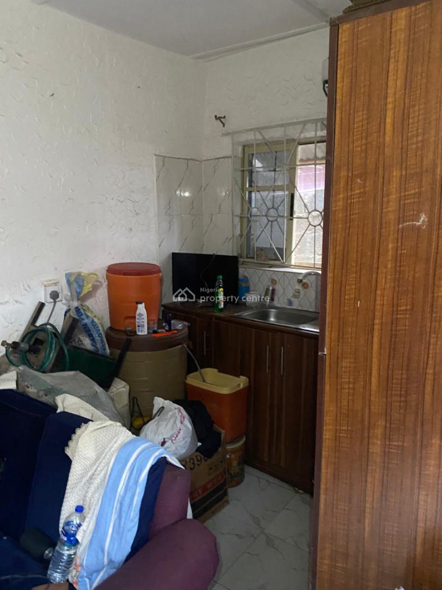 Mini Flat at Olowora Back of School with Separate Prepaid Meter, Olowora, Gra Phase 1, Magodo, Lagos, Mini Flat (room and Parlour) for Rent