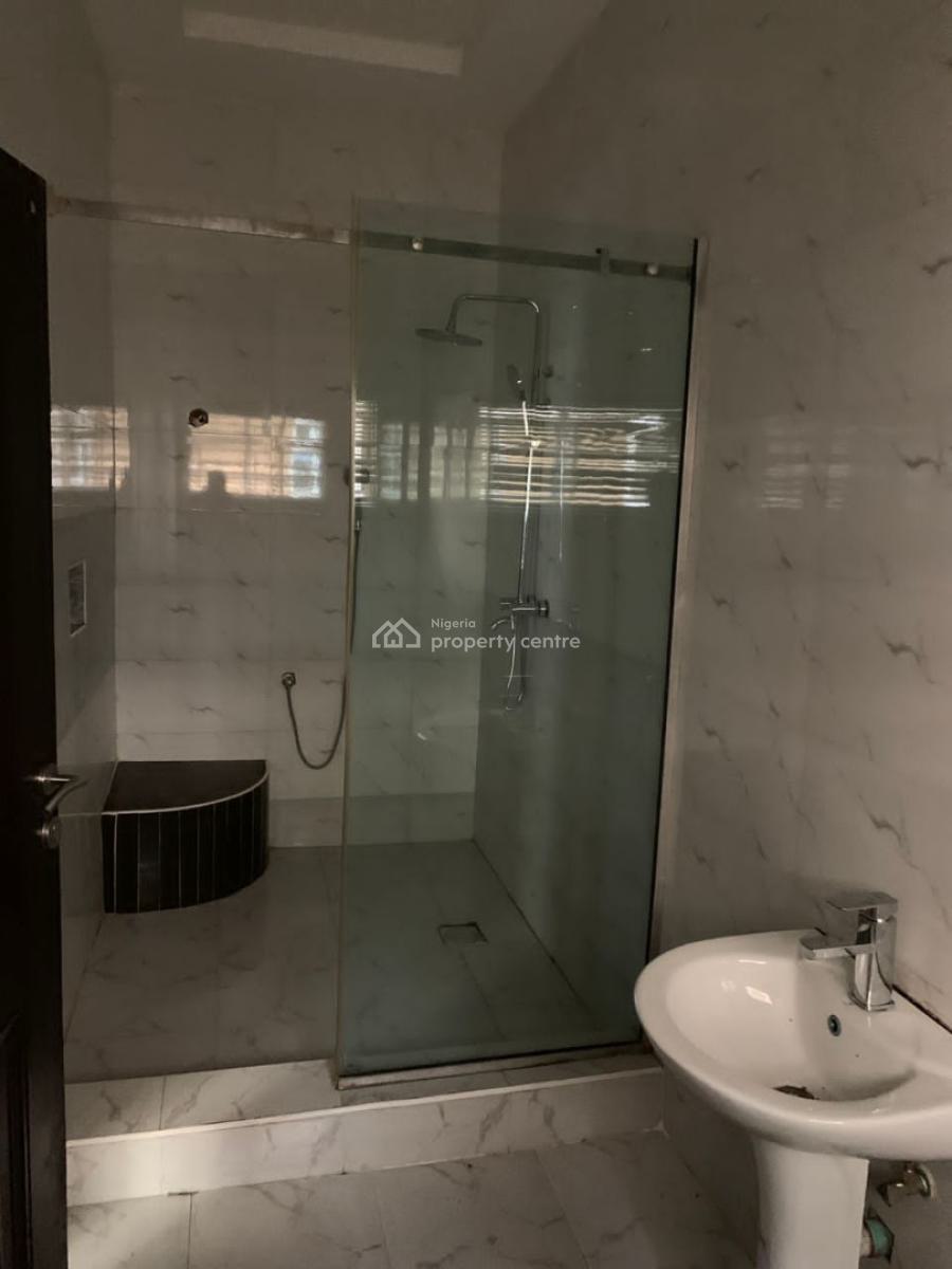 2 Bedrooms Flat with Bq, Eleganza, Opposite Vgc, Lekki, Lagos, Flat / Apartment for Rent