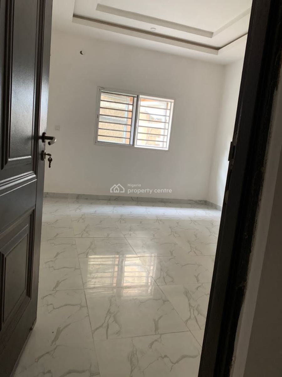 2 Bedrooms Flat with Bq, Eleganza, Opposite Vgc, Lekki, Lagos, Flat / Apartment for Rent