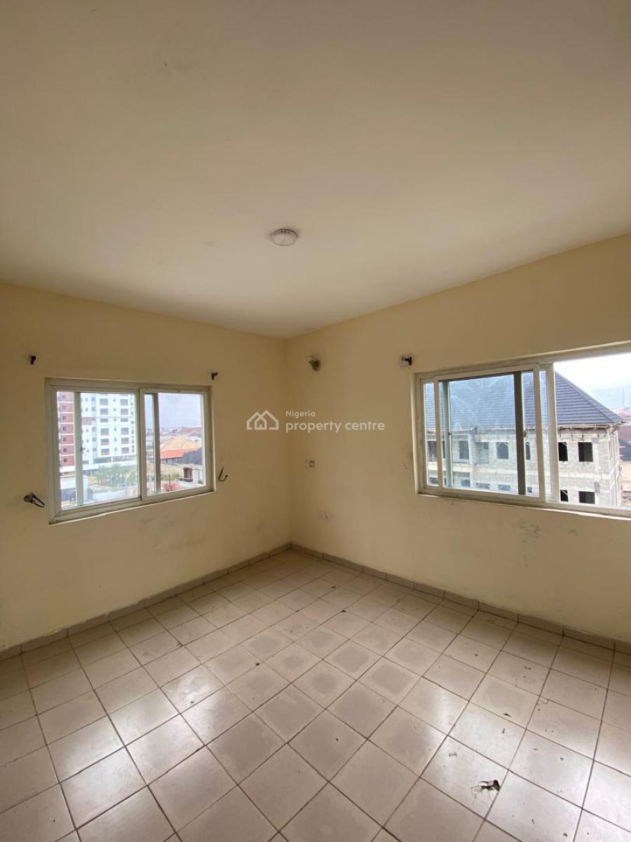 Fully Serviced 3 Bedrooms Apartment with Bq and 24 Hours Light, Primewater Gardens Estate, Lekki Phase 1, Lekki, Lagos, Flat / Apartment for Rent