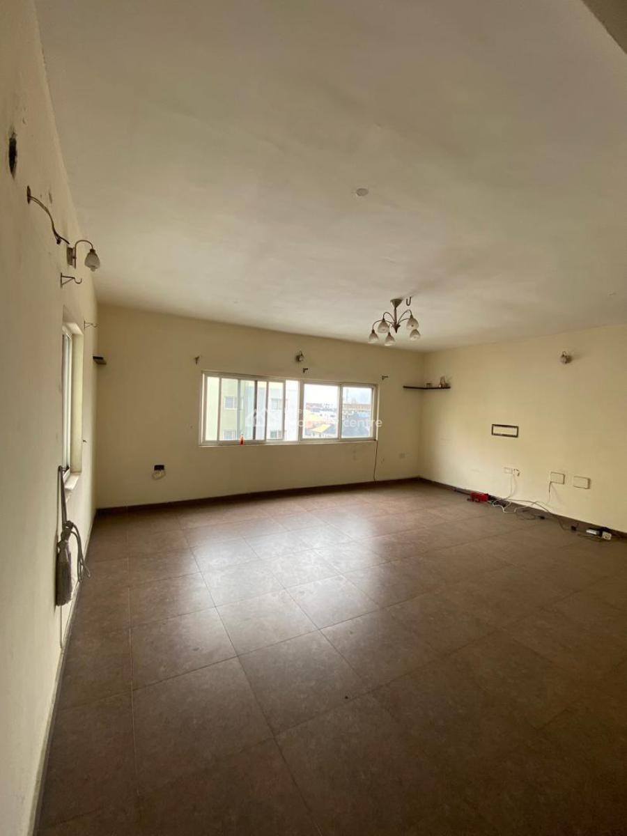 Fully Serviced 3 Bedrooms Apartment with Bq and 24 Hours Light, Primewater Gardens Estate, Lekki Phase 1, Lekki, Lagos, Flat / Apartment for Rent