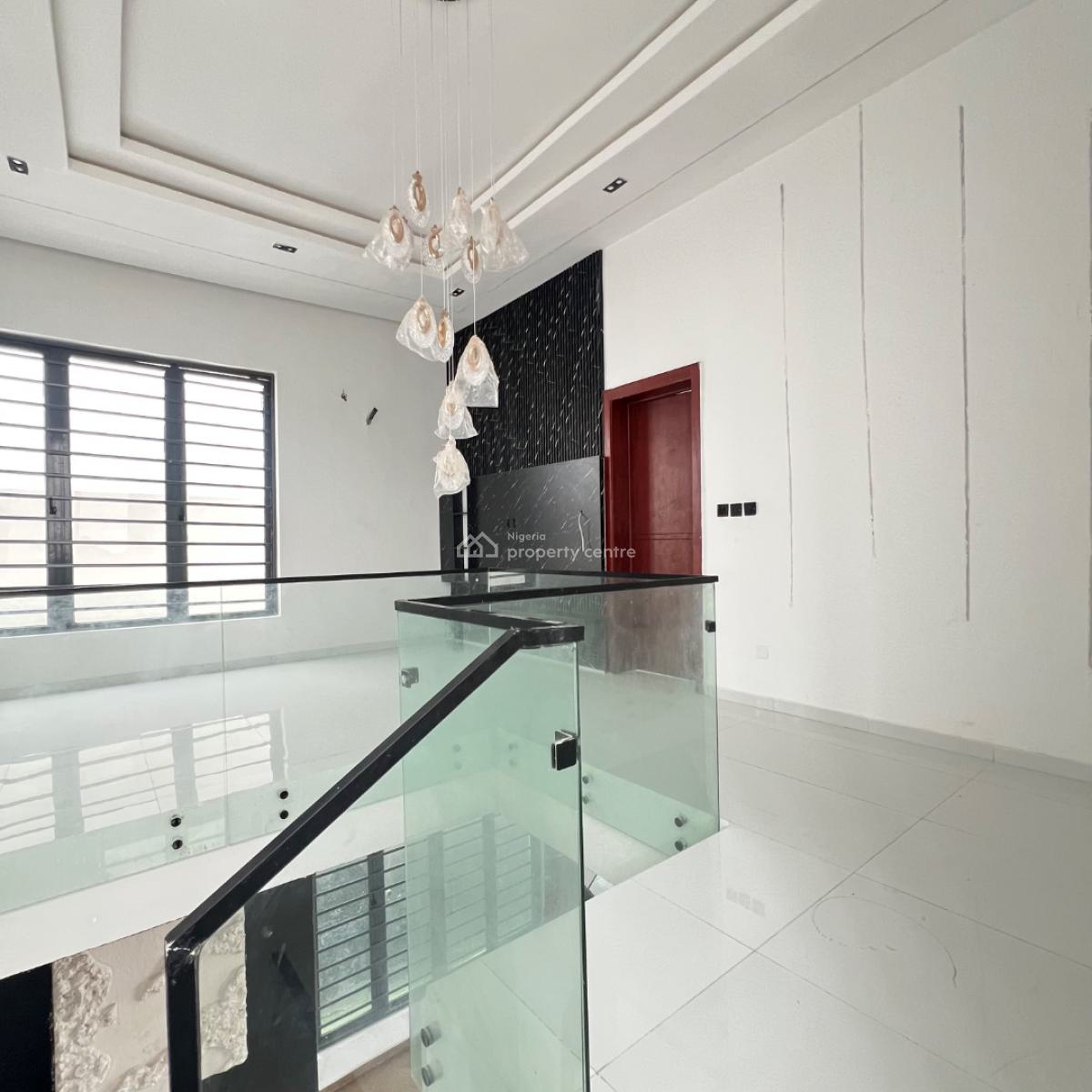 5 Bed & Bq  210 Million, Ajah, Lagos, Detached Duplex for Sale