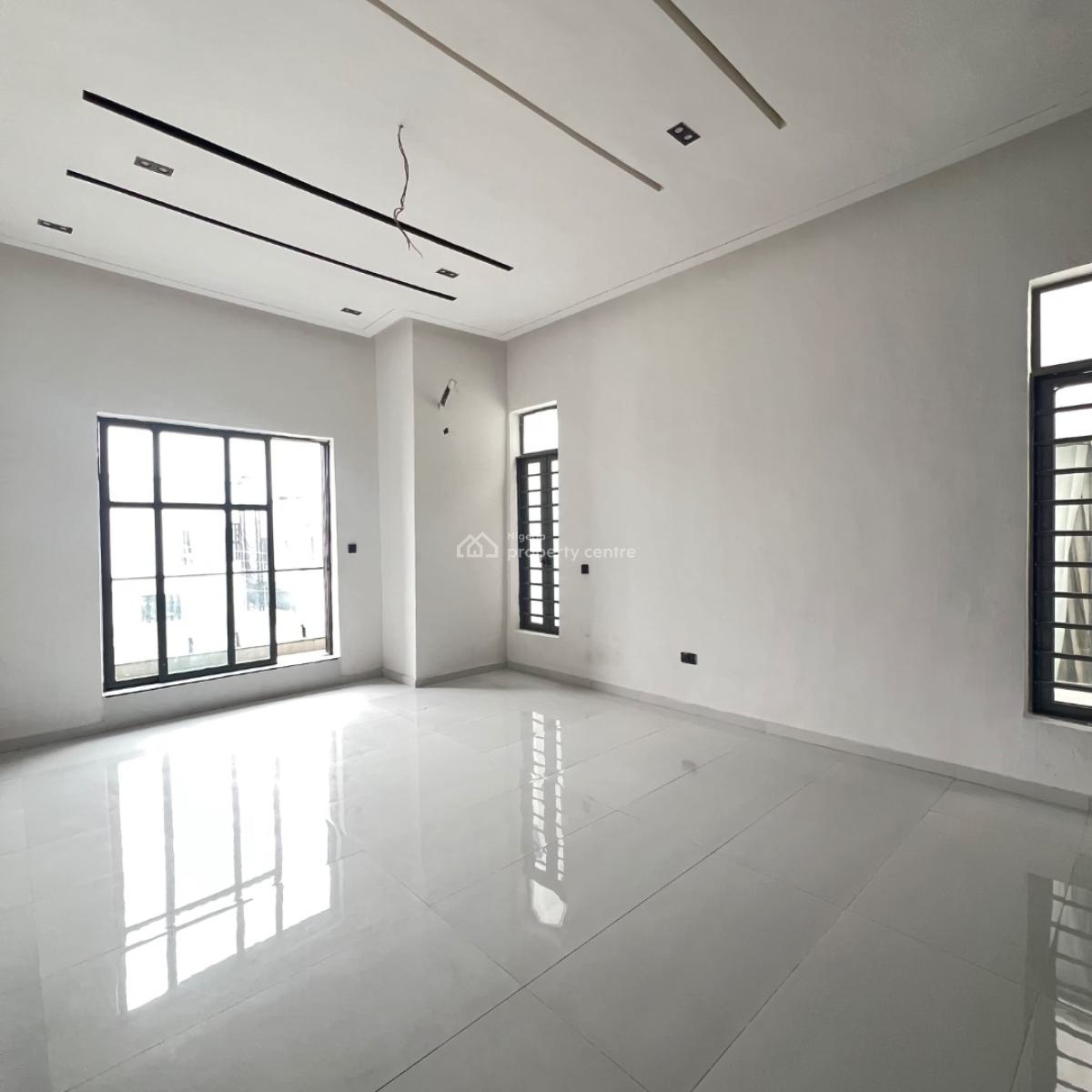 5 Bed & Bq  210 Million, Ajah, Lagos, Detached Duplex for Sale