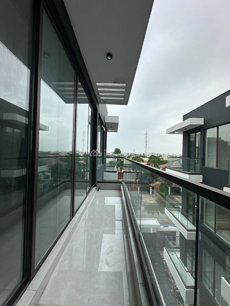 Lovely 3 Bedrooms Apartment with Bq, Lekki Phase 1, Lekki, Lagos, Flat / Apartment for Rent