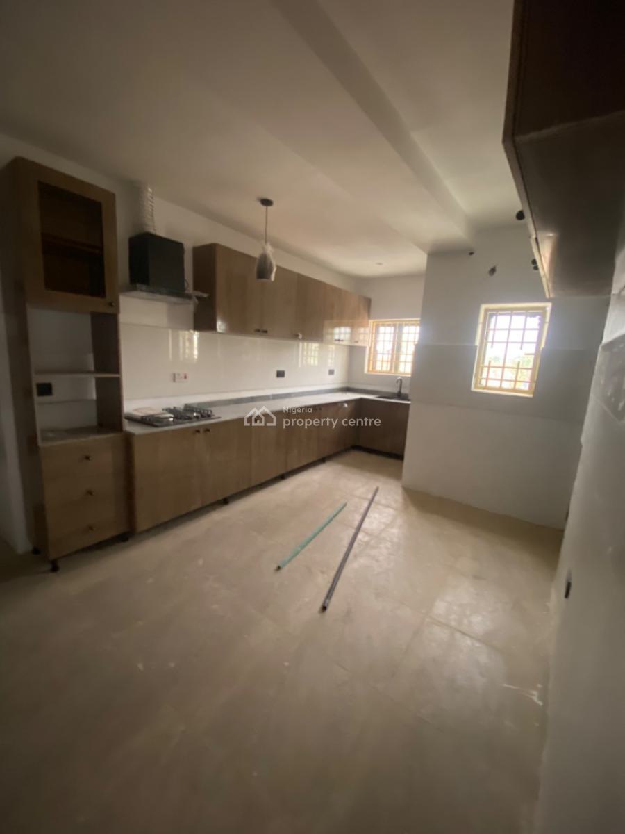 Brand New 3 Bedroom Flat, 2st Floor, Tarred Rd, By Jahi Junction, Jahi, Abuja, Block of Flats for Sale