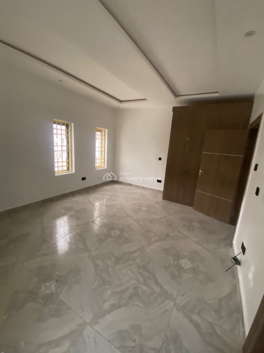 Brand New 3 Bedroom Flat, 2st Floor, Tarred Rd, By Jahi Junction, Jahi, Abuja, Block of Flats for Sale