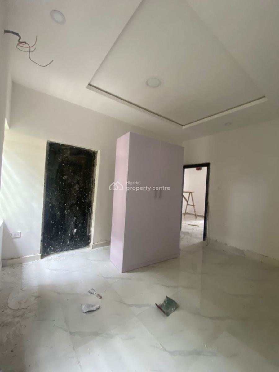 2 Bedroom Apartment(landlord Ready to Collect Money Asap) No Agent Pls, Sangotedo, Ajah, Lagos, Flat / Apartment for Rent