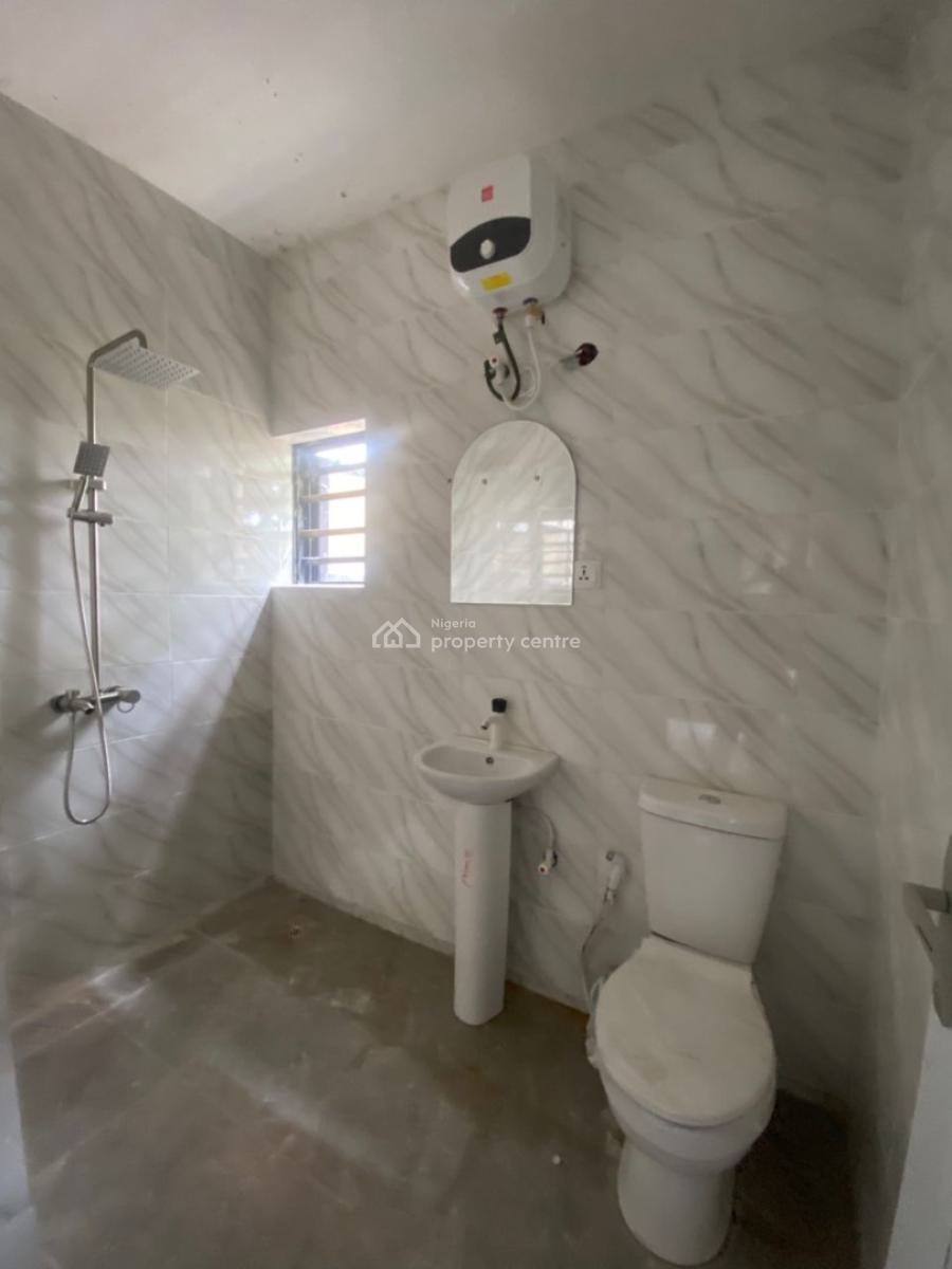 2 Bedroom Apartment(landlord Ready to Collect Money Asap) No Agent Pls, Sangotedo, Ajah, Lagos, Flat / Apartment for Rent