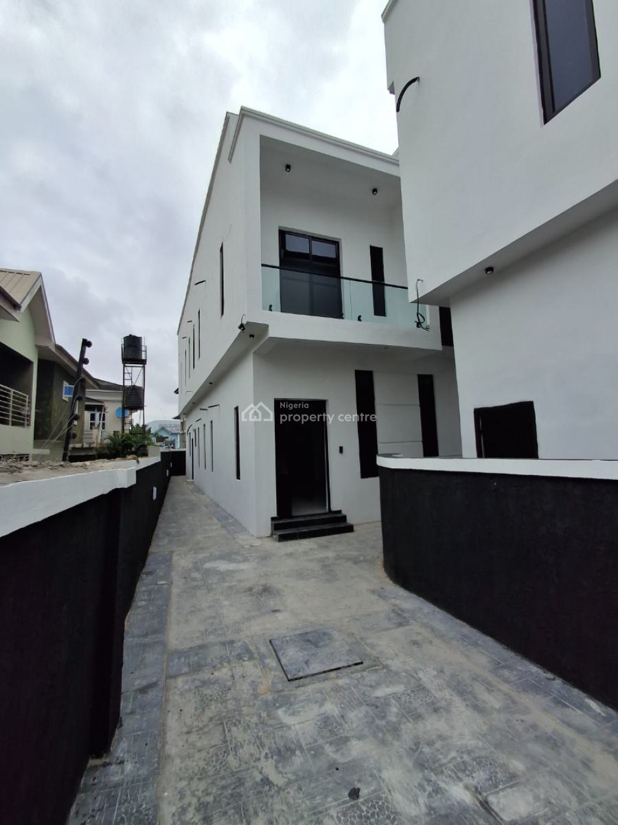 4bedroom Semi Detached Duplex, Thomas Estate, Ajah, Lagos, Detached Duplex for Sale