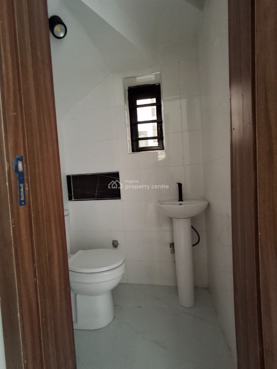 4bedroom Semi Detached Duplex, Thomas Estate, Ajah, Lagos, Detached Duplex for Sale