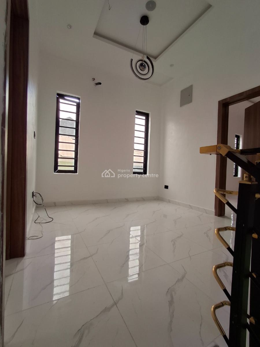 4bedroom Semi Detached Duplex, Thomas Estate, Ajah, Lagos, Detached Duplex for Sale