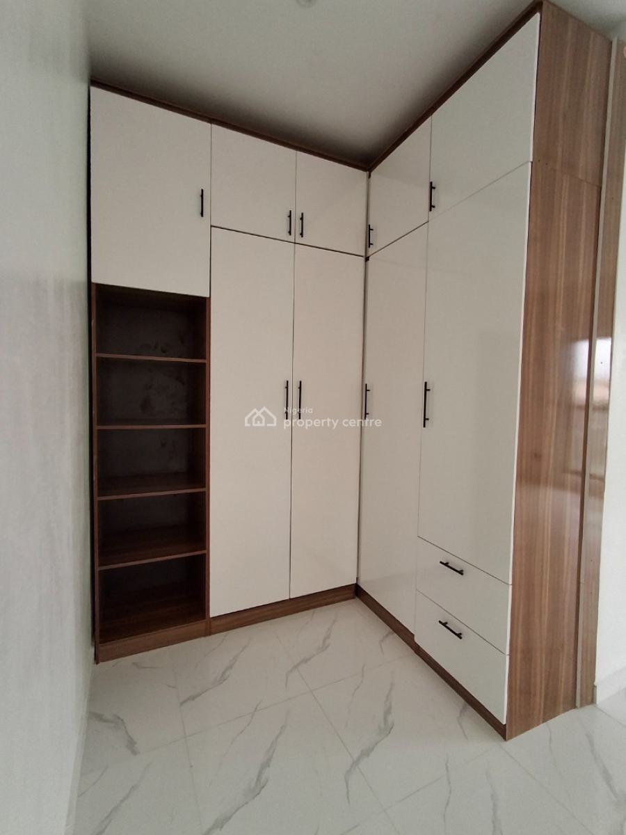 4bedroom Semi Detached Duplex, Thomas Estate, Ajah, Lagos, Detached Duplex for Sale