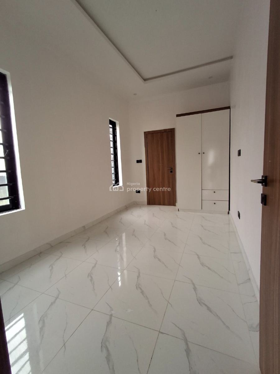 4bedroom Semi Detached Duplex, Thomas Estate, Ajah, Lagos, Detached Duplex for Sale