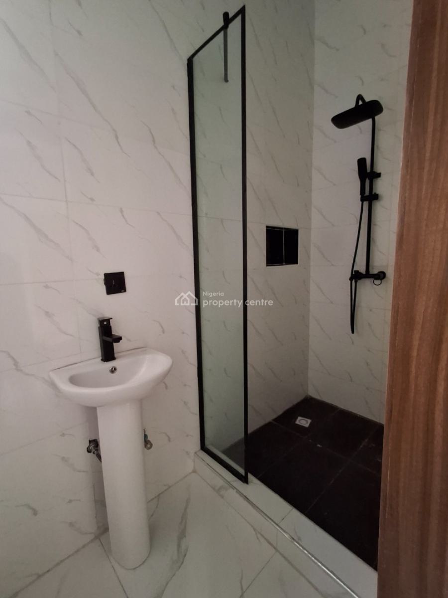 4bedroom Semi Detached Duplex, Thomas Estate, Ajah, Lagos, Detached Duplex for Sale