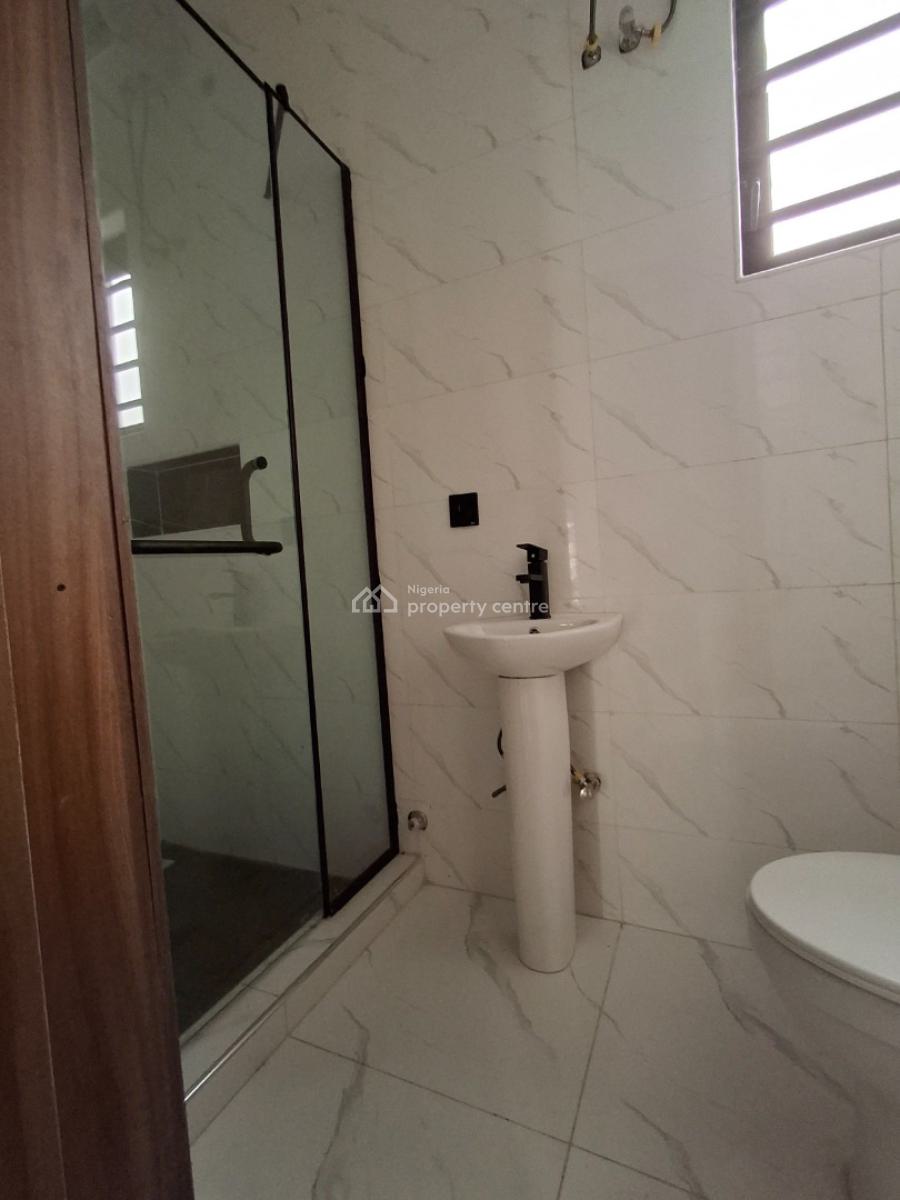 4bedroom Semi Detached Duplex, Thomas Estate, Ajah, Lagos, Detached Duplex for Sale