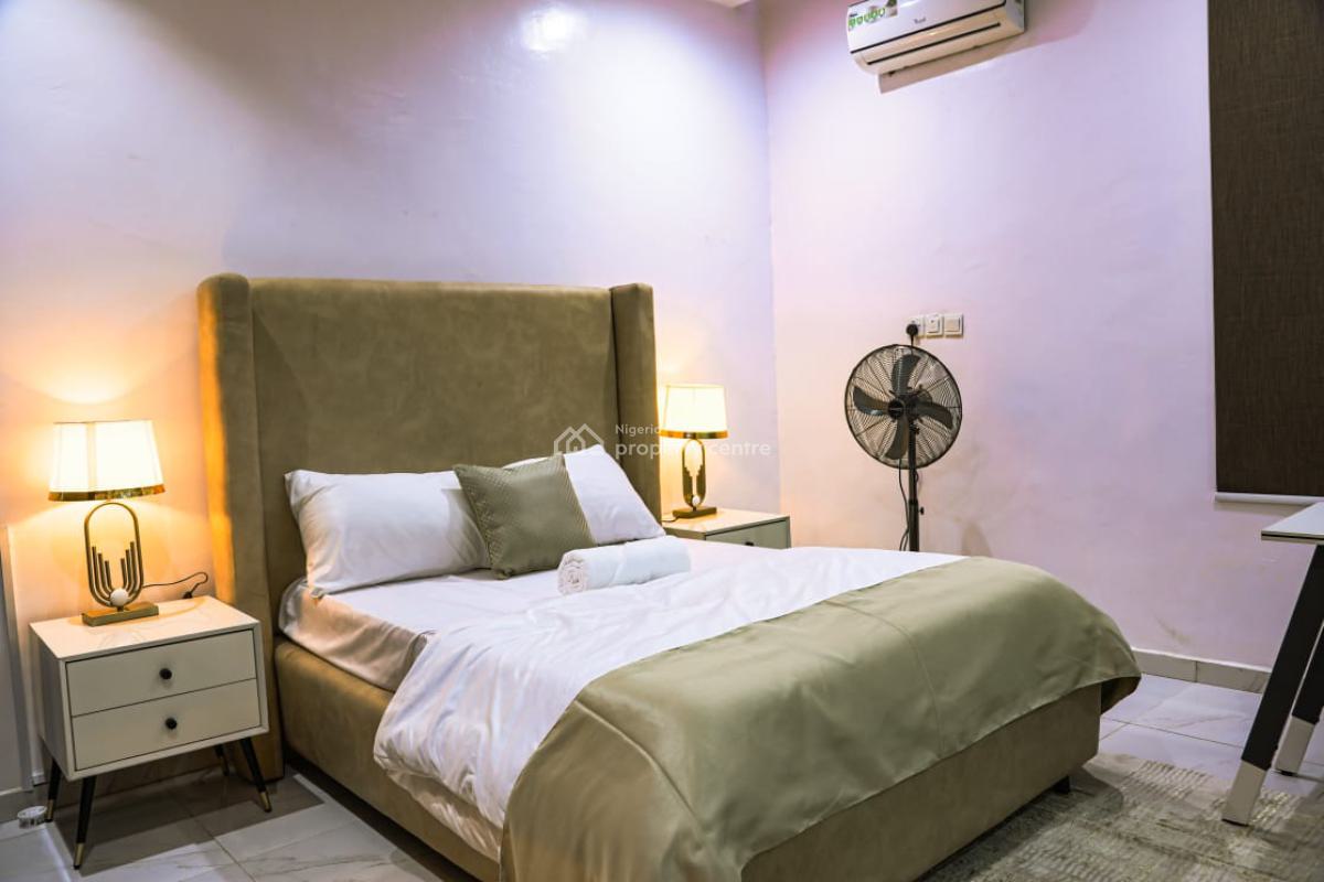 Fully Furnished and Serviced Airbnb, Ikeja Gra, Ikeja, Lagos, Flat / Apartment Short Let
