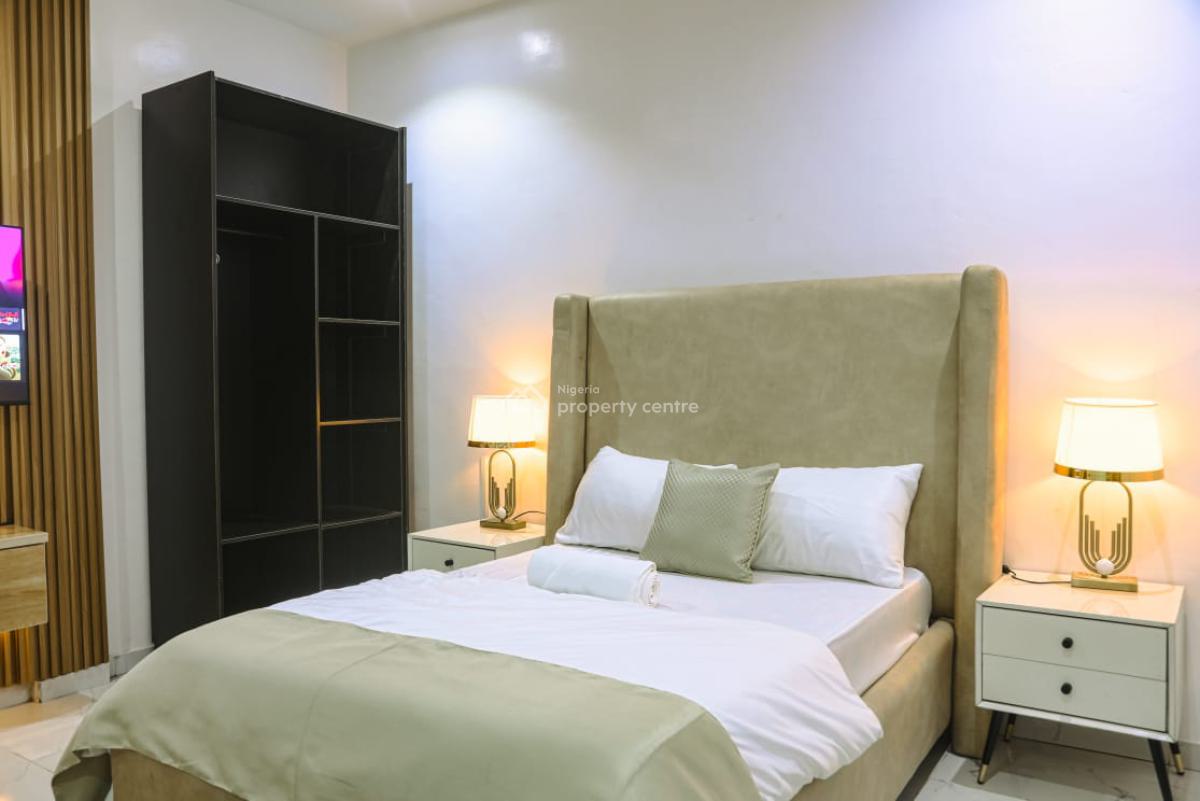 Fully Furnished and Serviced Airbnb, Ikeja Gra, Ikeja, Lagos, Flat / Apartment Short Let