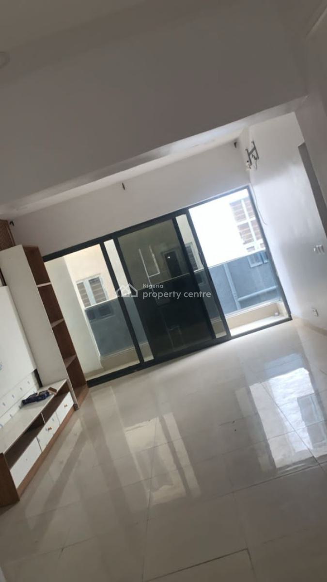 Serviced 3 Bedroom Apartment, Off Freedom Way, Lekki Phase 1, Lekki, Lagos, Flat / Apartment for Rent