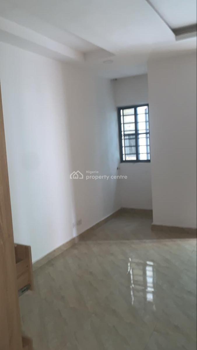 Serviced 3 Bedroom Apartment, Off Freedom Way, Lekki Phase 1, Lekki, Lagos, Flat / Apartment for Rent