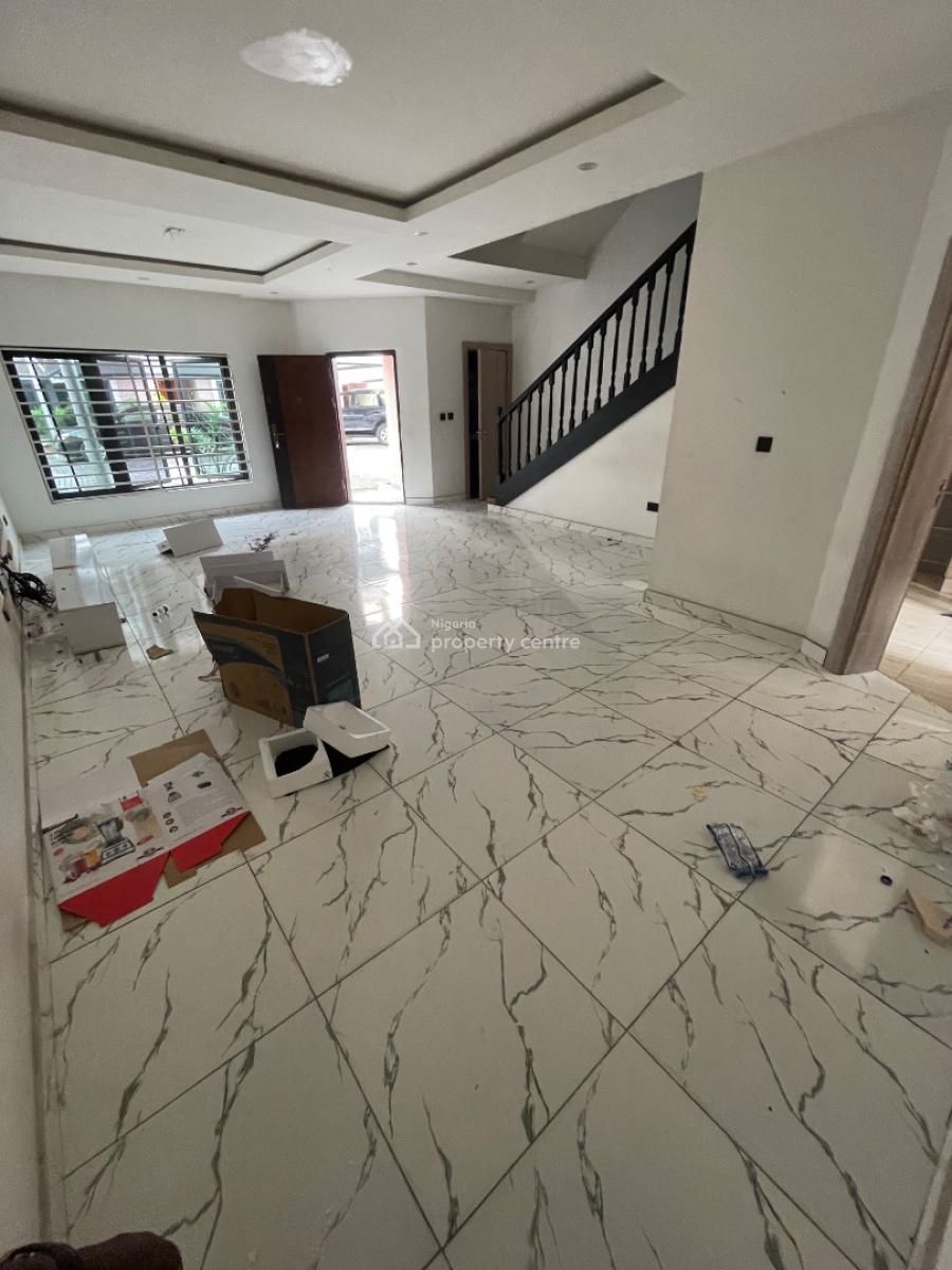 4 Bedroom Terrace Duplex with Swimming, Lekki Phase 1, Lekki, Lagos, Terraced Duplex for Rent