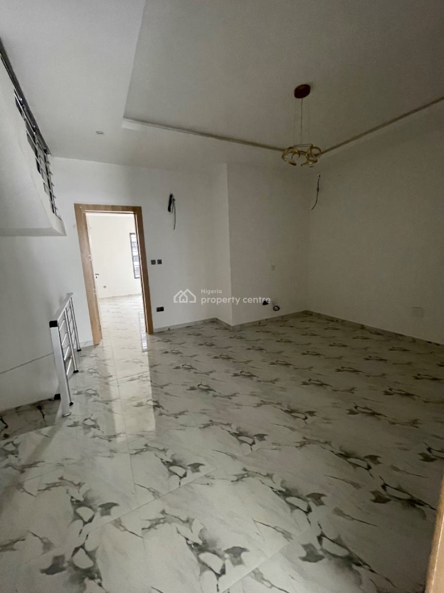Standard 4 Bedroom, Off Freedom Way, Lekki Phase 1, Lekki, Lagos, Terraced Duplex for Sale