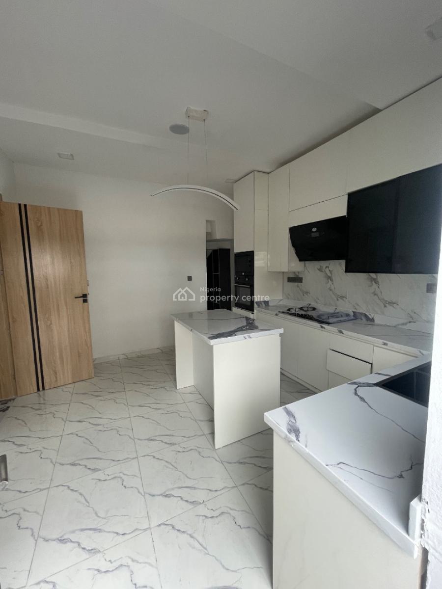 Standard 4 Bedroom, Off Freedom Way, Lekki Phase 1, Lekki, Lagos, Terraced Duplex for Sale
