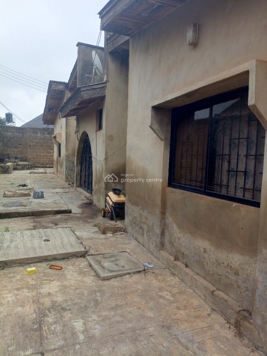 4 Flat of 2 Units of 3 Bedroom and 2 Units of 2 Bedroom, Elewuro, Akobo, Ibadan, Oyo, Block of Flats for Sale