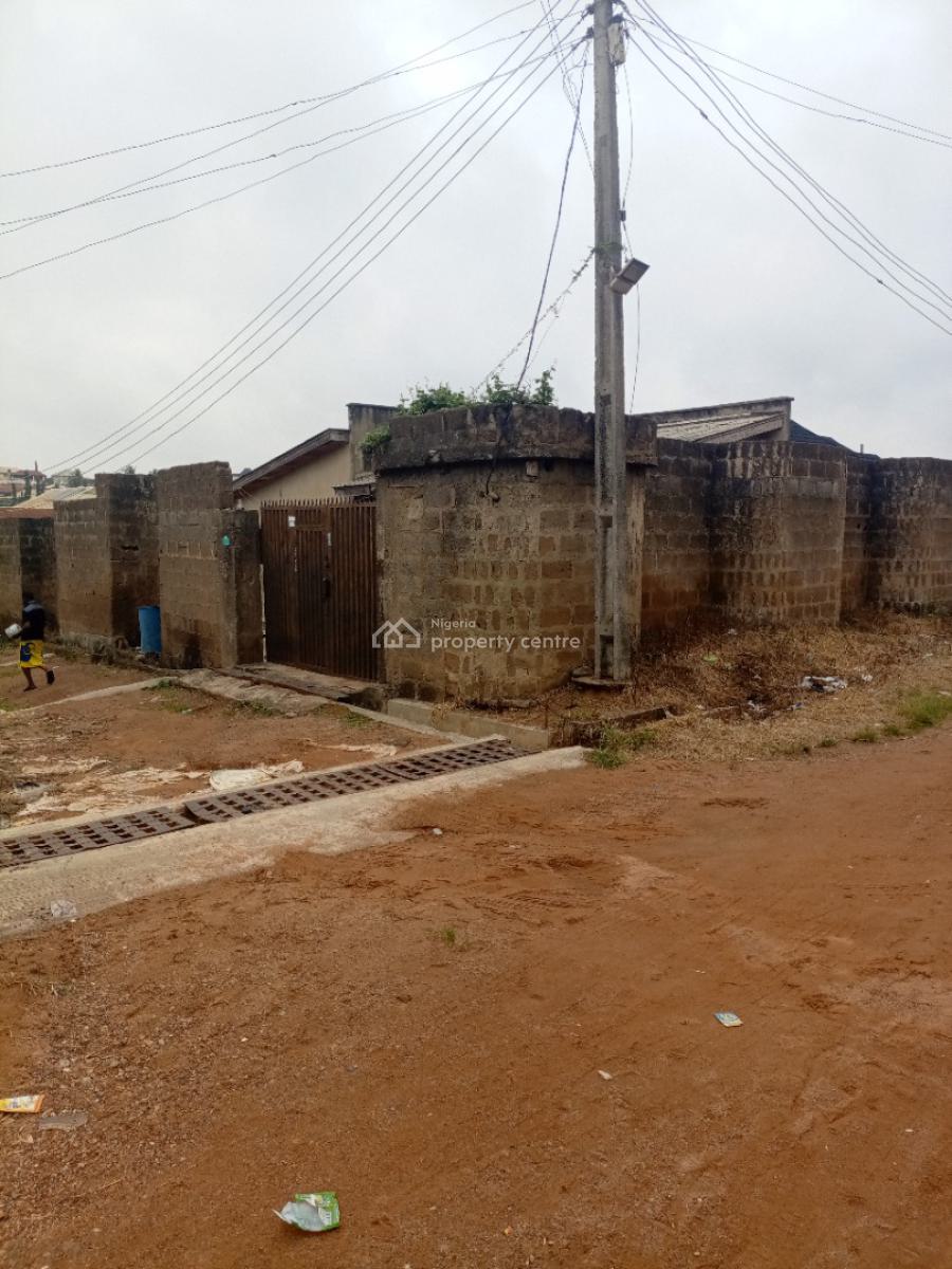 4 Flat of 2 Units of 3 Bedroom and 2 Units of 2 Bedroom, Elewuro, Akobo, Ibadan, Oyo, Block of Flats for Sale