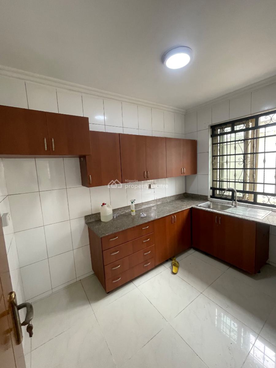 Standard Mini Flat, Lekki Phase 1, Lekki, Lagos, Flat / Apartment for Rent
