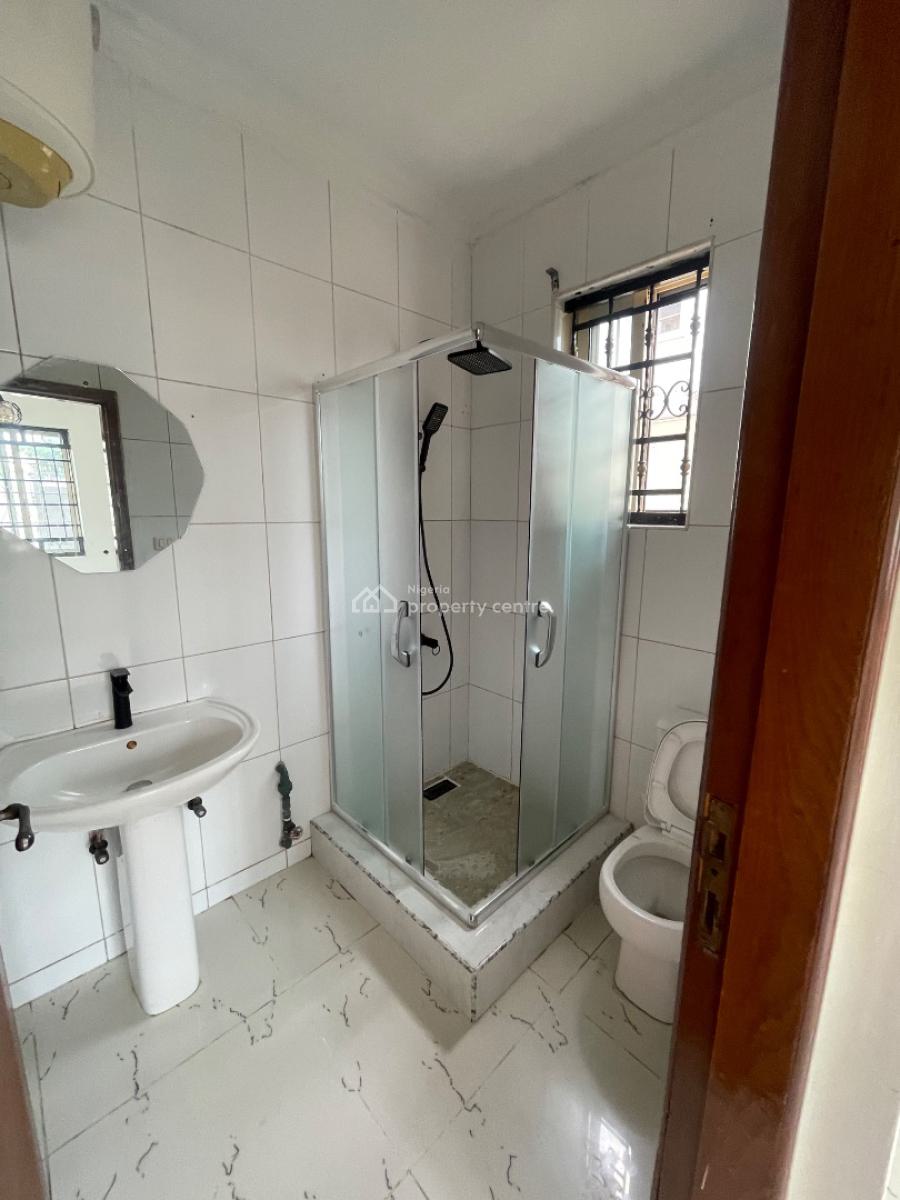 Standard Mini Flat, Lekki Phase 1, Lekki, Lagos, Flat / Apartment for Rent