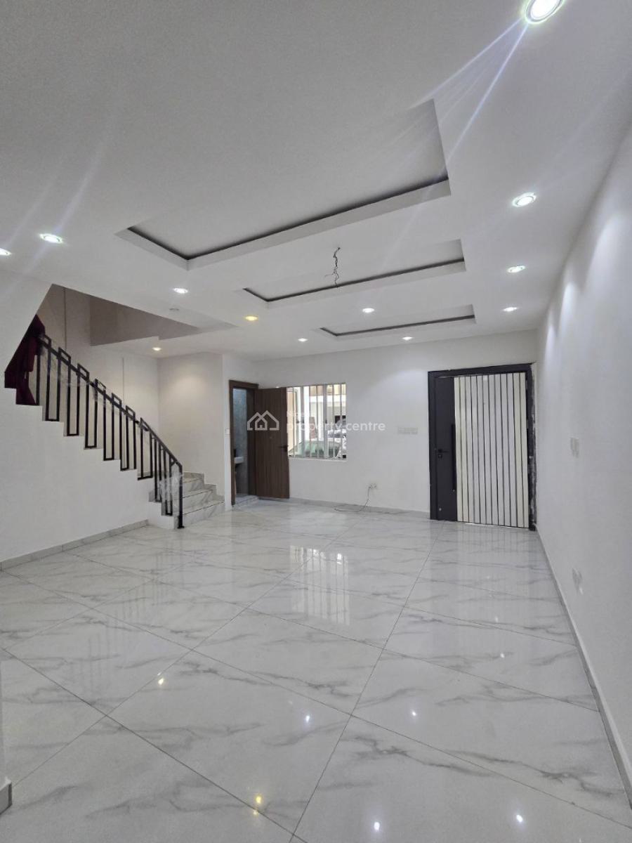 Well Finished Serviced 4 Bedrooms Terrace with a Room Bq, Lekki Phase 1, Lekki, Lagos, Terraced Duplex for Rent