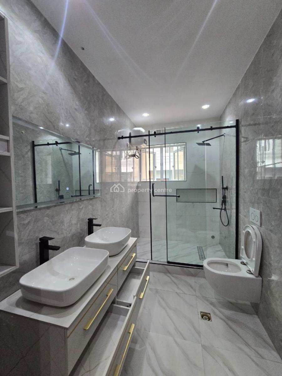 Well Finished Serviced 4 Bedrooms Terrace with a Room Bq, Lekki Phase 1, Lekki, Lagos, Terraced Duplex for Rent