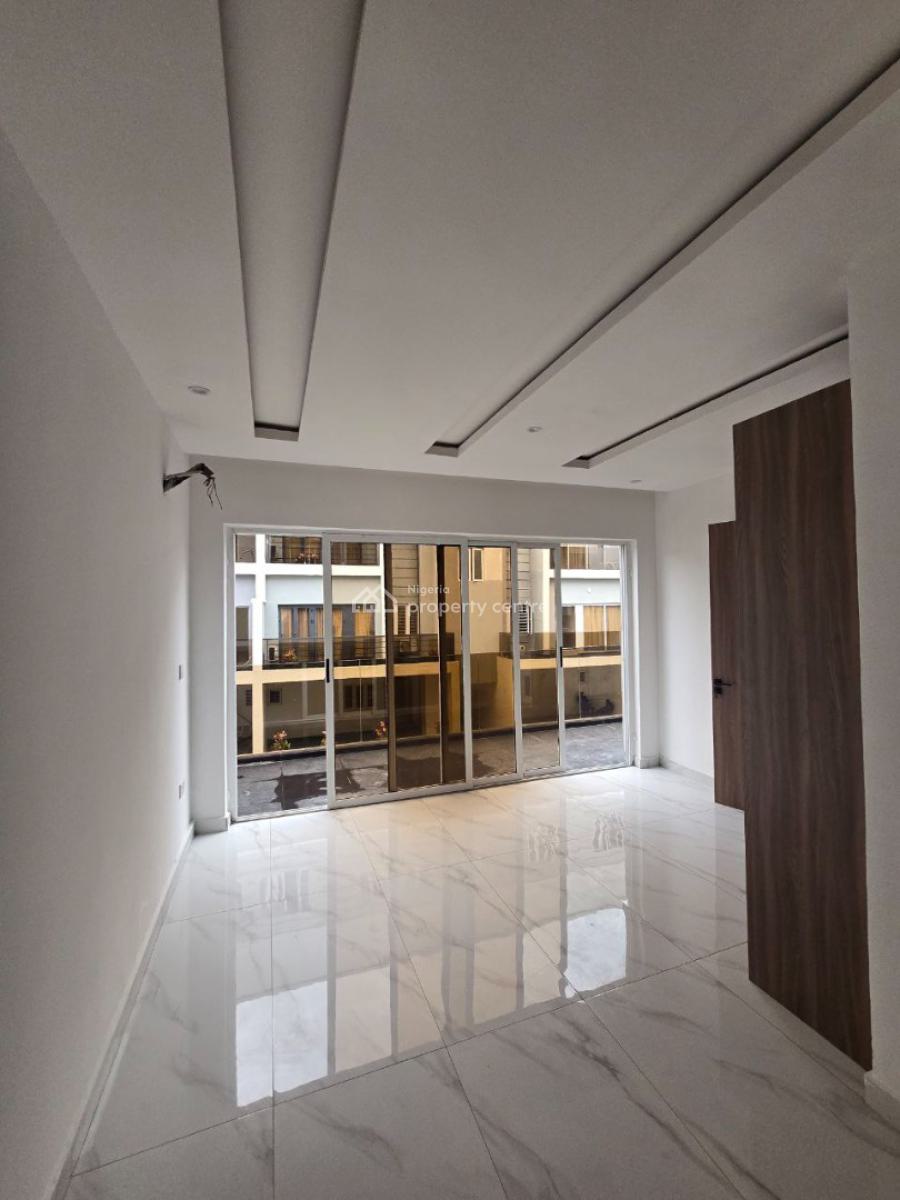 Well Finished Serviced 4 Bedrooms Terrace with a Room Bq, Lekki Phase 1, Lekki, Lagos, Terraced Duplex for Rent