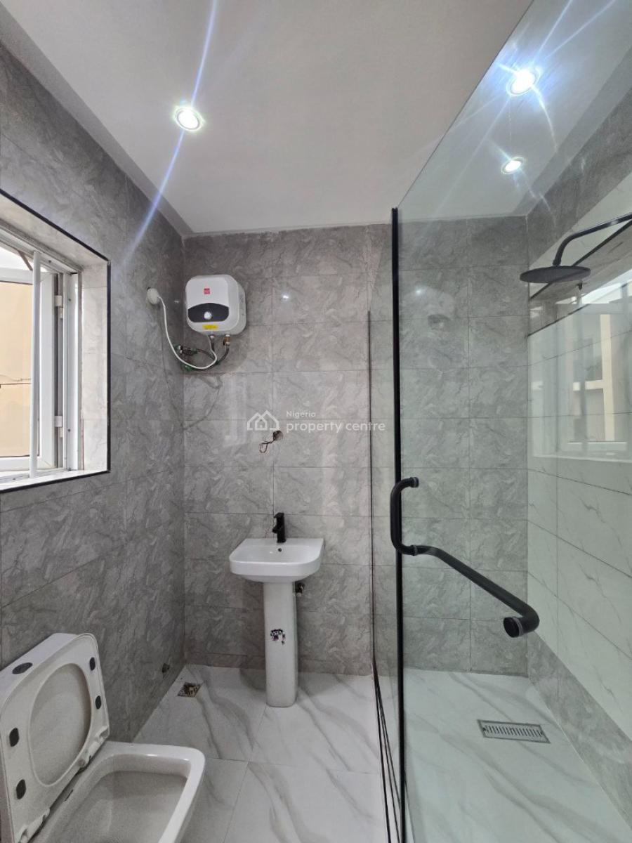 Well Finished Serviced 4 Bedrooms Terrace with a Room Bq, Lekki Phase 1, Lekki, Lagos, Terraced Duplex for Rent