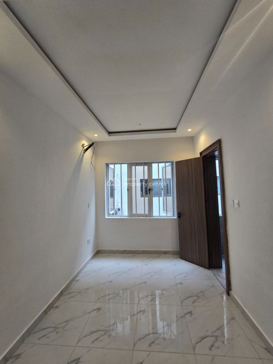 Well Finished Serviced 4 Bedrooms Terrace with a Room Bq, Lekki Phase 1, Lekki, Lagos, Terraced Duplex for Rent