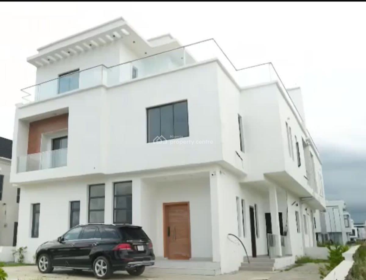 Distress Smart Home in Cowrie Creek Estate, Ikate Lekki Lagos:, Cowrie Creek Estate, Ikate, Lekki, Lagos, Semi-detached Duplex for Sale