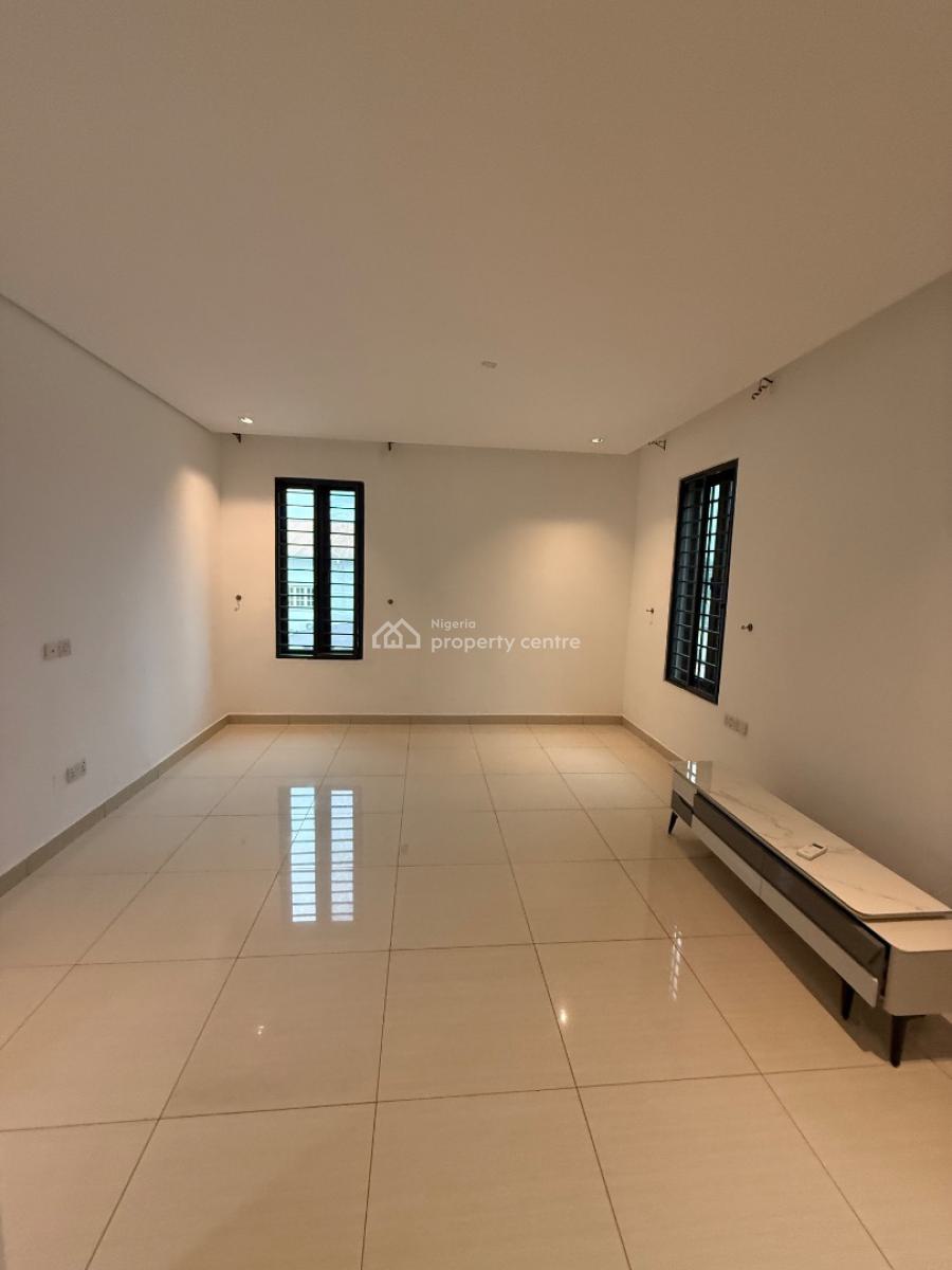 Well Maintained 3 Bedroom Apartments with Bq, Pool & Gym, Ikoyi, Lagos, Flat / Apartment for Rent