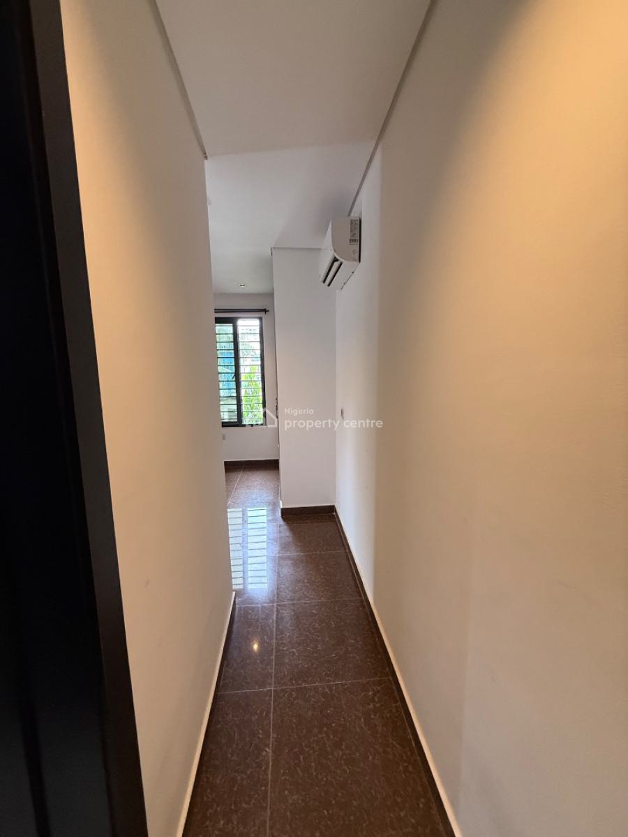 Well Maintained 3 Bedroom Apartments with Bq, Pool & Gym, Ikoyi, Lagos, Flat / Apartment for Rent