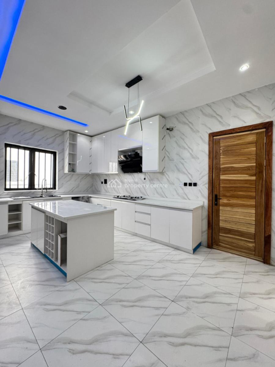 Massive   5 Bedroom Detached Duplex with Bq, Chevron Drive Lekki, Lekki, Lagos, House for Sale
