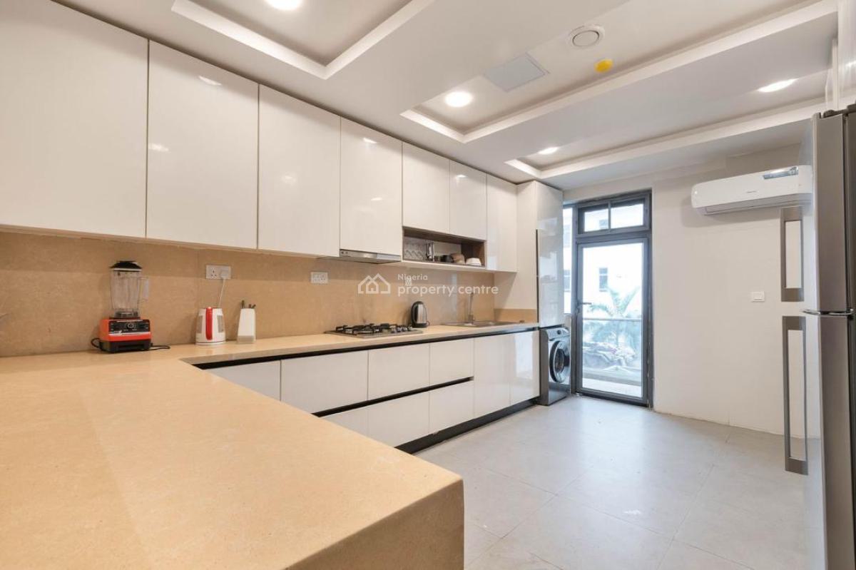 Luxury 2 Bedroom Apartment with Ps5 and Pool, Lekki, Lagos, Flat / Apartment Short Let