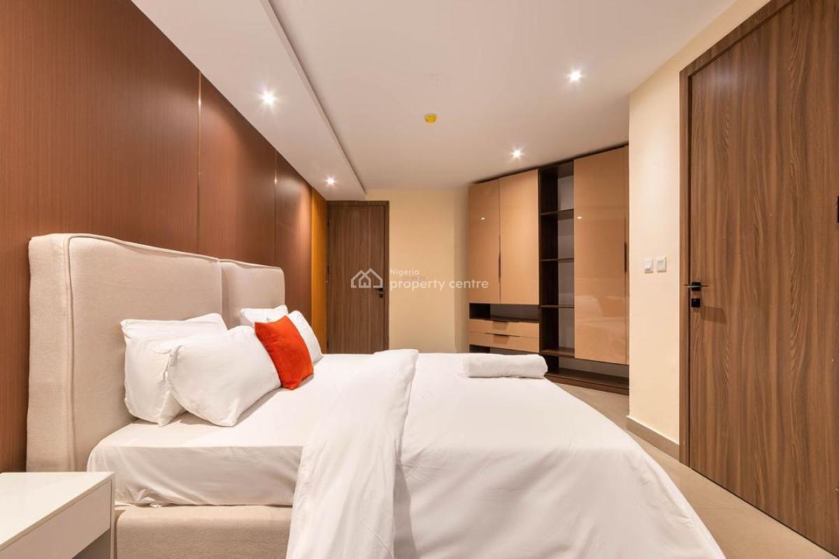 Luxury 2 Bedroom Apartment with Ps5 and Pool, Lekki, Lagos, Flat / Apartment Short Let