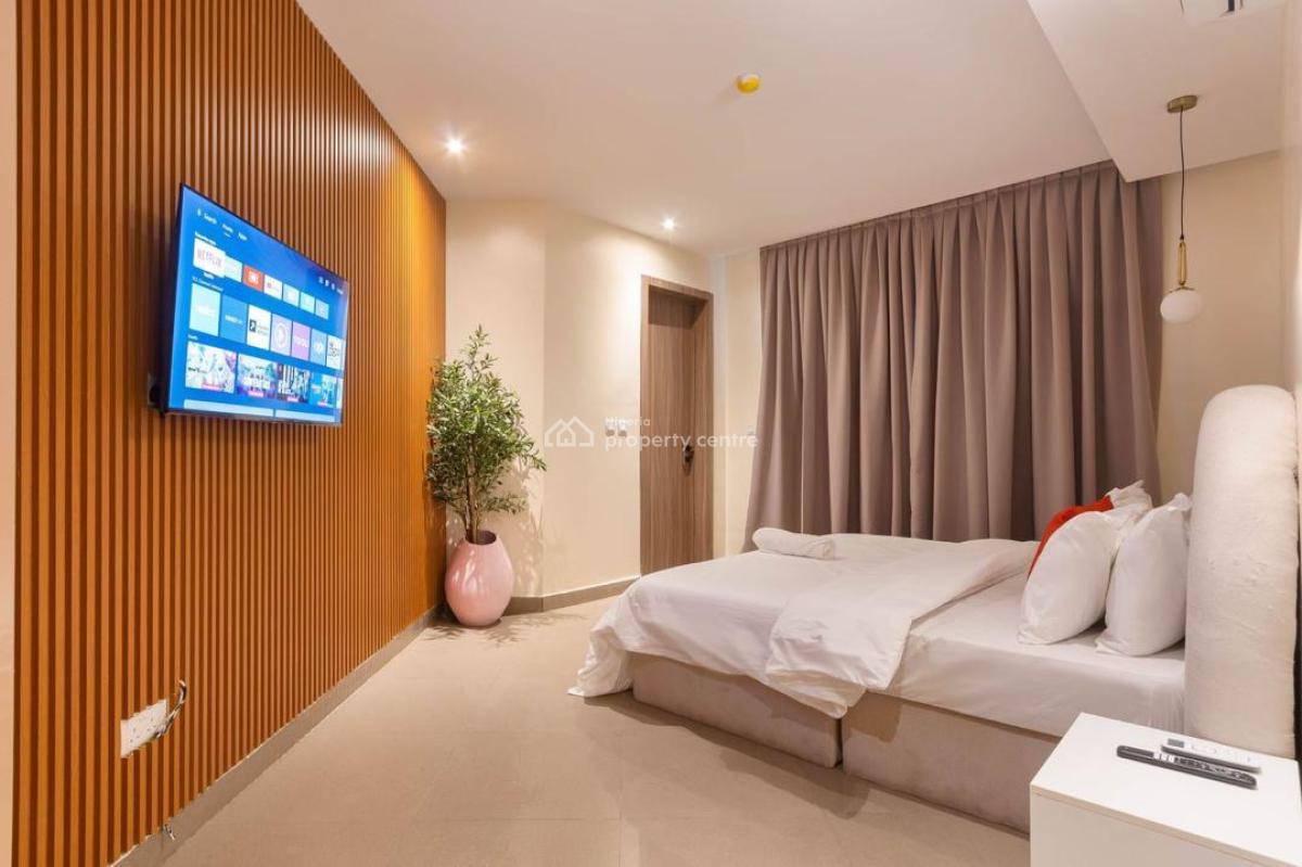 Luxury 2 Bedroom Apartment with Ps5 and Pool, Lekki, Lagos, Flat / Apartment Short Let