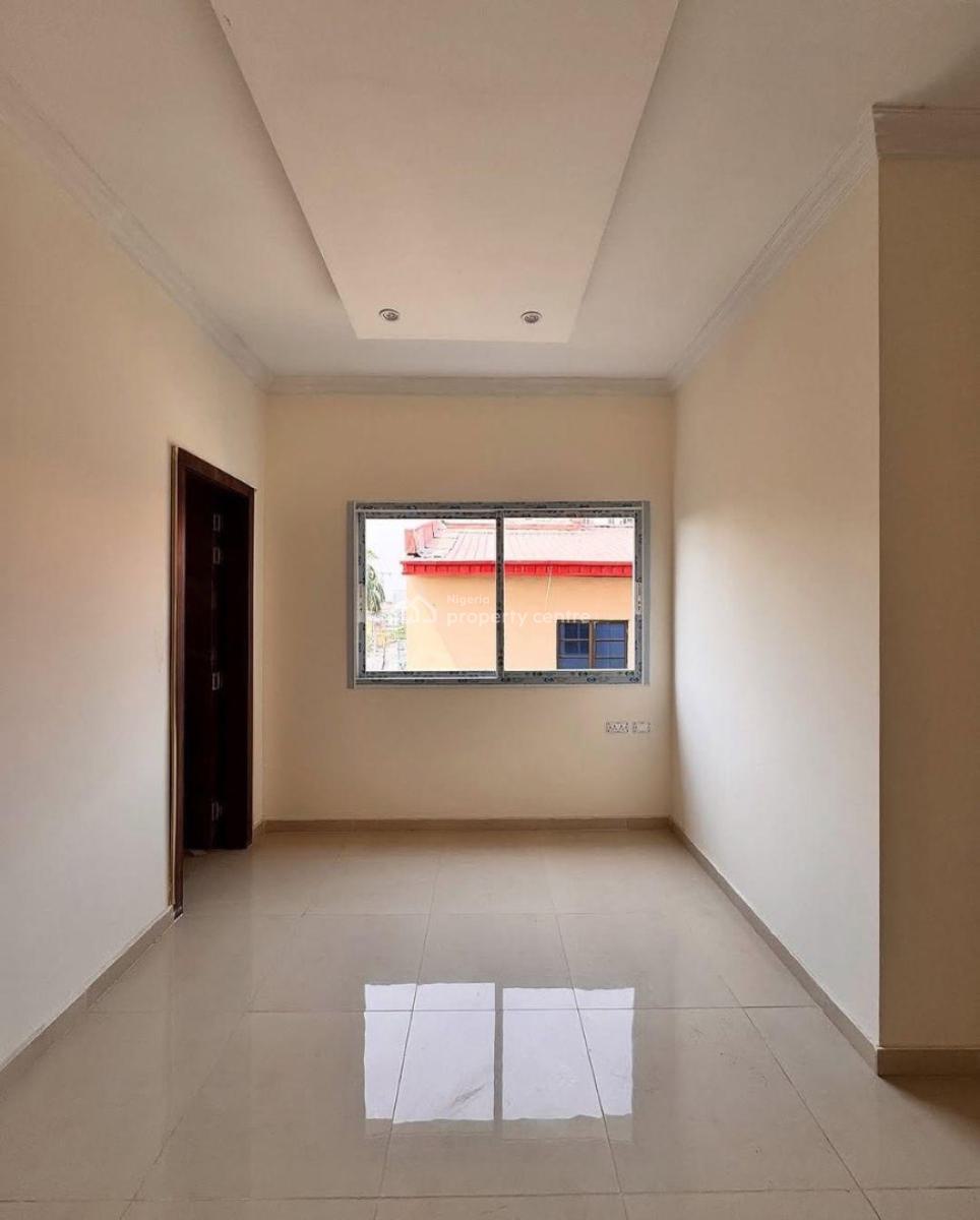 Newly Built 2 and 3 Bedroom Flats with Bq with Swimming Pool, Victoria Island (vi), Lagos, Flat / Apartment for Rent