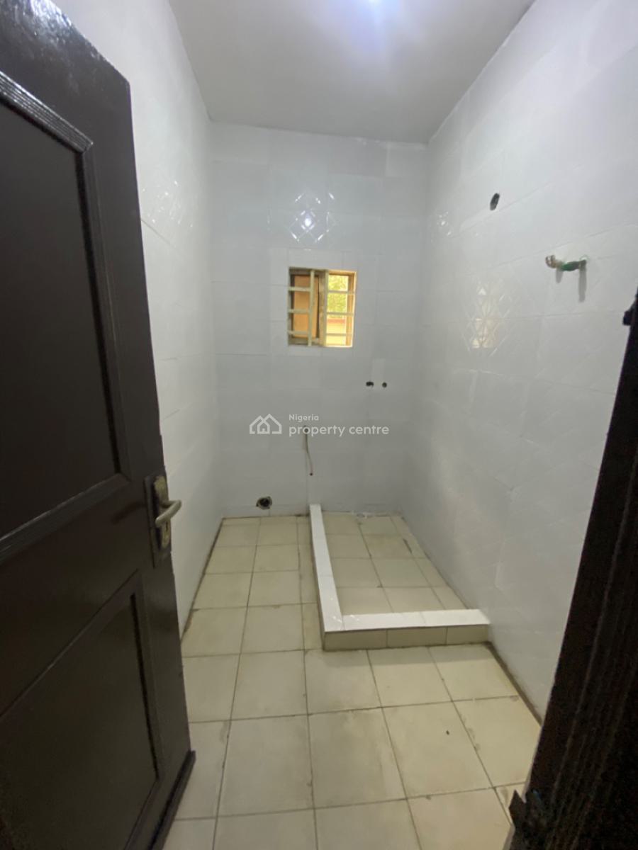 Clean 3 Bedroom Flat, Ground Floor, Tarred Rd, (fastest Finger, Gilmore, Jahi, Abuja, Flat / Apartment for Rent