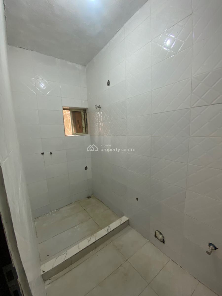Clean 3 Bedroom Flat, Ground Floor, Tarred Rd, (fastest Finger, Gilmore, Jahi, Abuja, Flat / Apartment for Rent