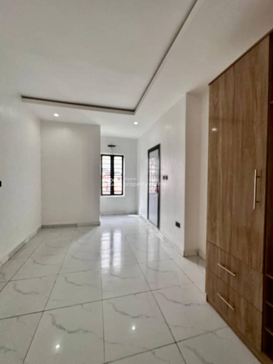 Magnificent &  Brand New 2 Bedroom Apartment, Ologolo, Lekki, Lagos, Flat / Apartment for Rent