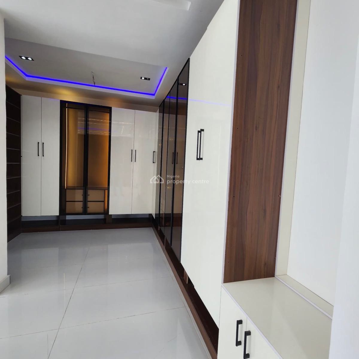 5 Bed & Bq, Ajah, Lagos, Detached Duplex for Sale